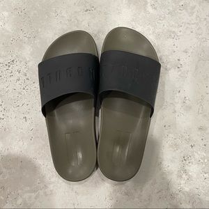 NWOT - NoBull Project Ivy Slide - Ivy/Green & Black Women size 8.5 Men size 7